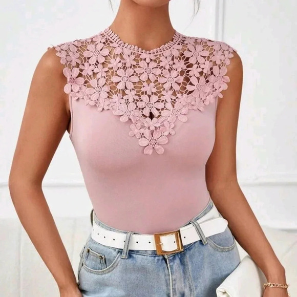 Guipure Lace Panel Tank Top - Picture 3 of 3